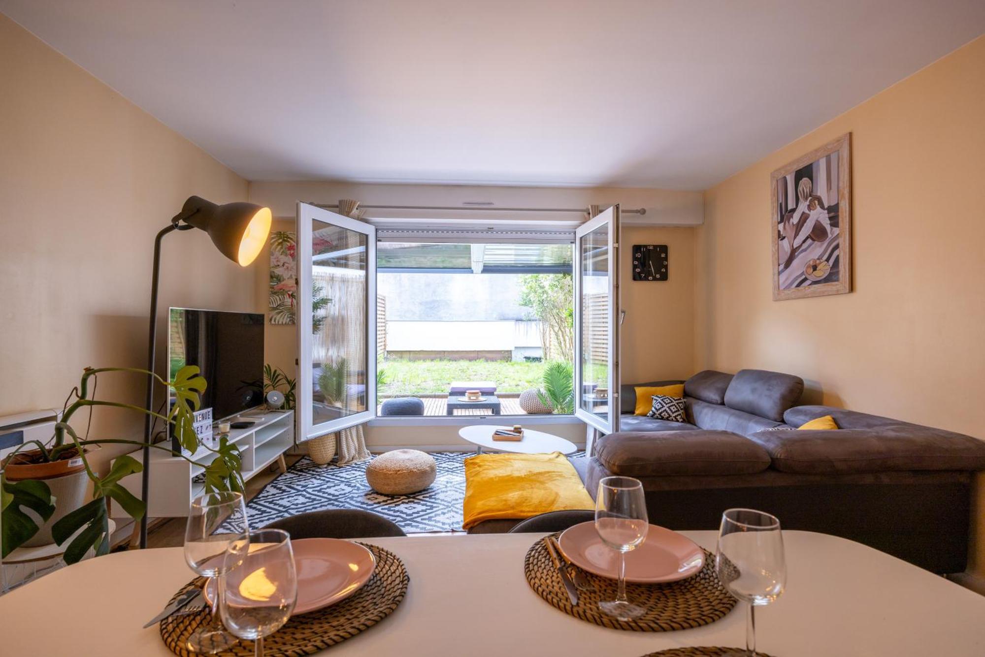 Le Coin Du Bonheur Apartment Nantes Bagian luar foto