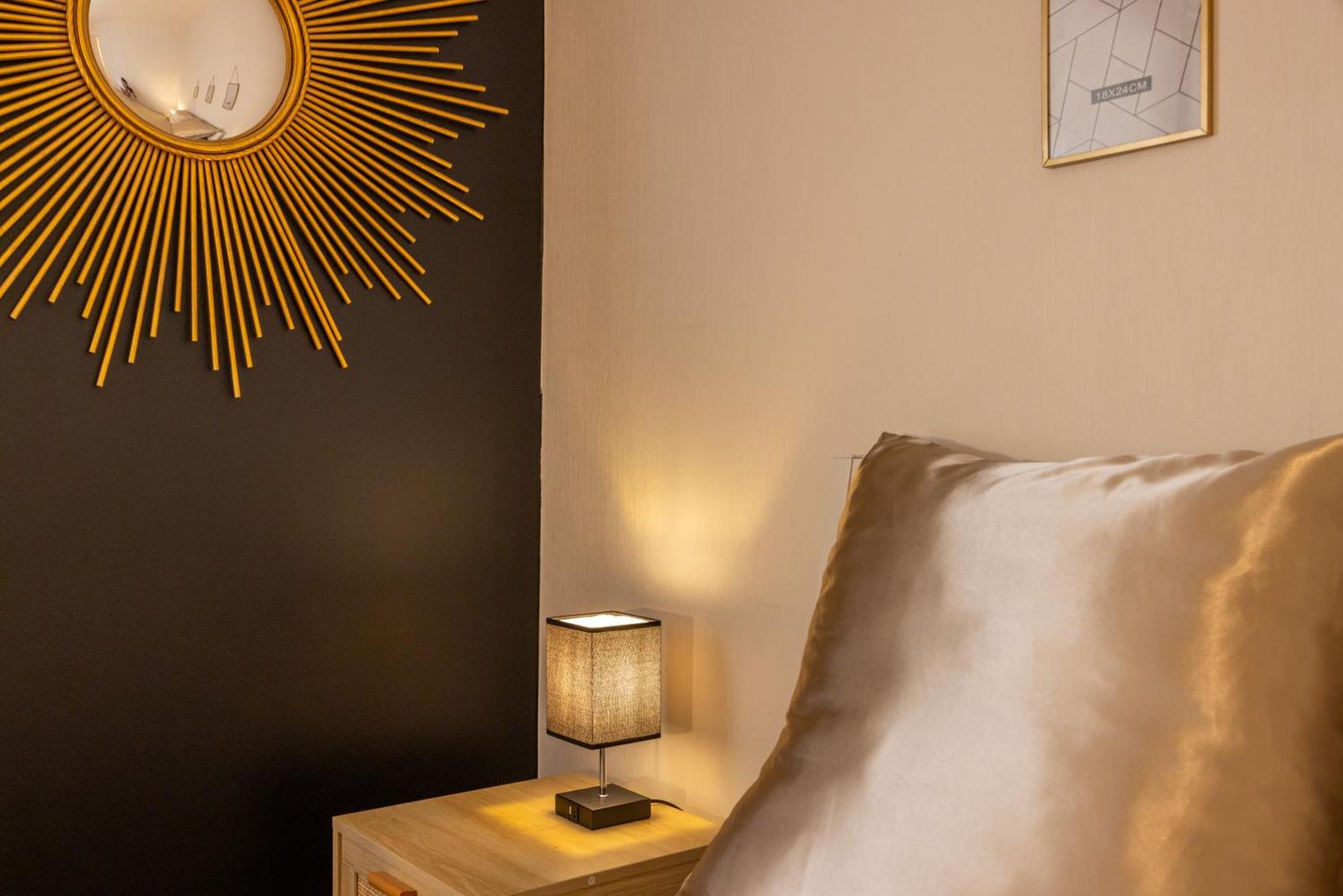 Le Coin Du Bonheur Apartment Nantes Bagian luar foto