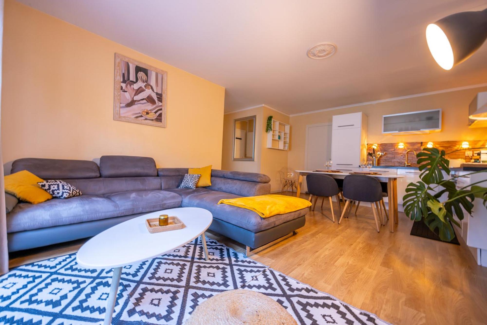 Le Coin Du Bonheur Apartment Nantes Bagian luar foto